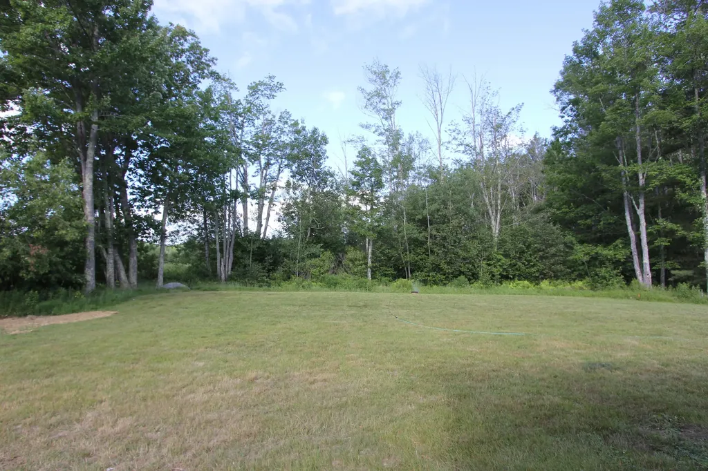 231 Middle Road Sabattus ME 04280