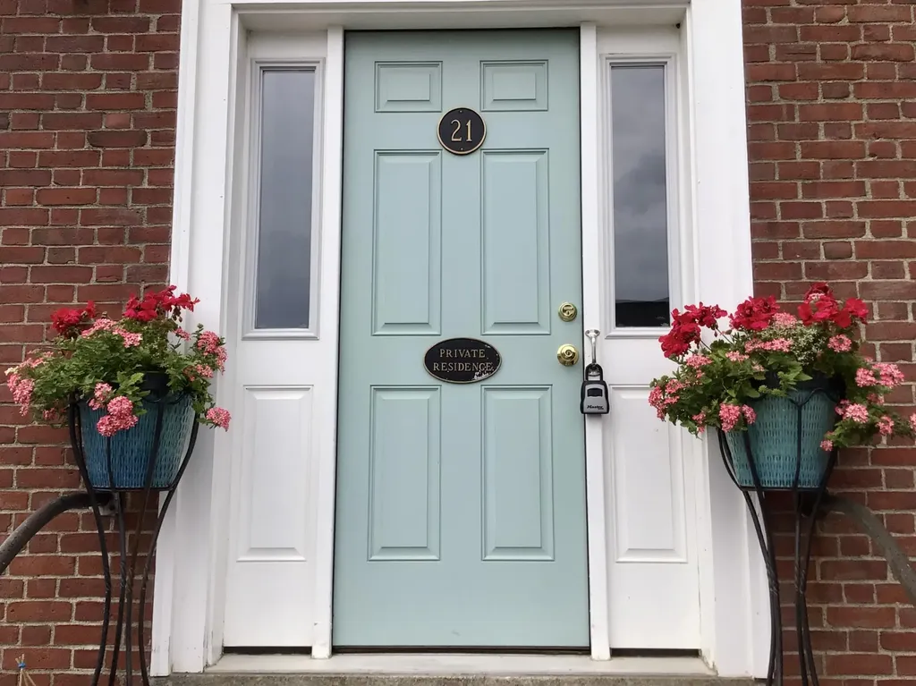 21 Water Street Lubec ME 04652