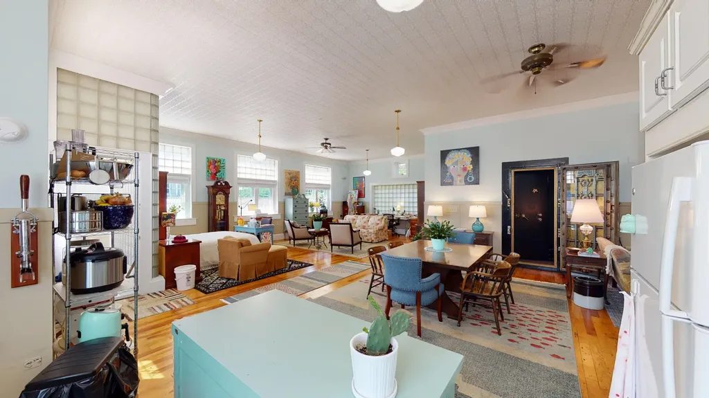 21 Water Street Lubec ME 04652