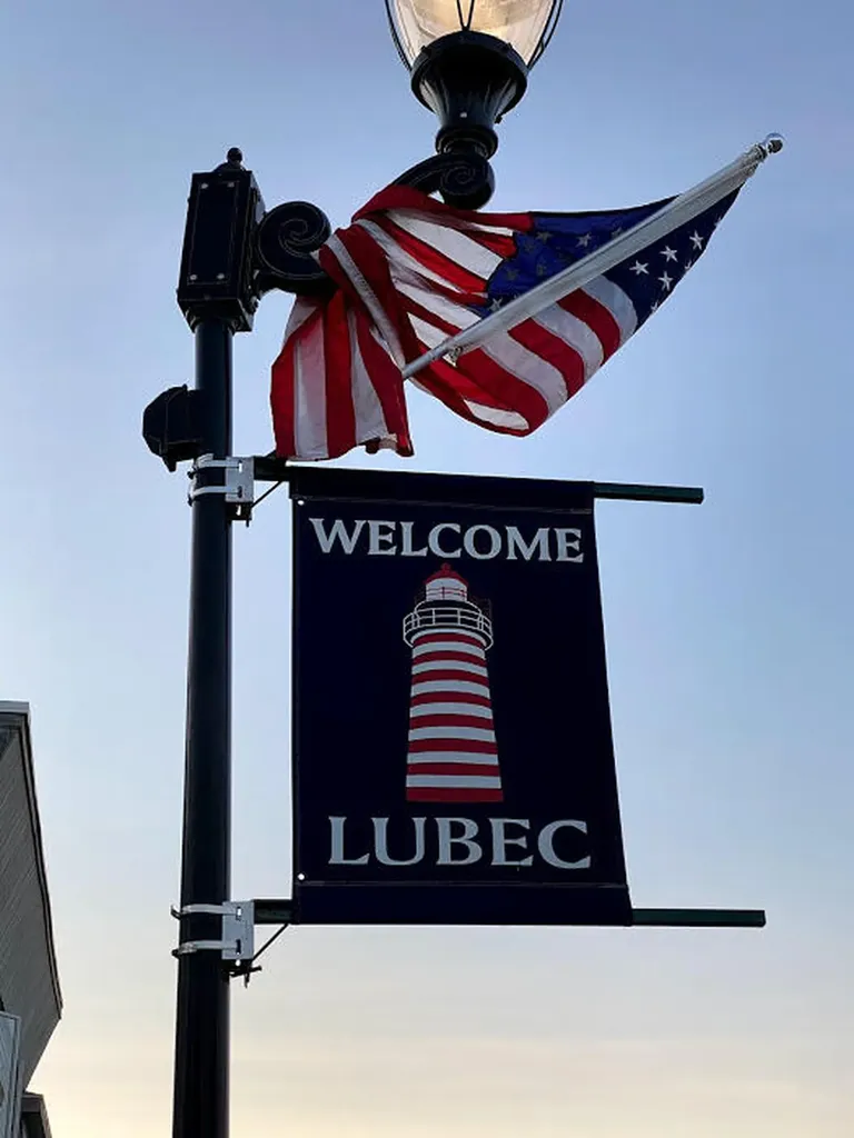 21 Water Street Lubec ME 04652