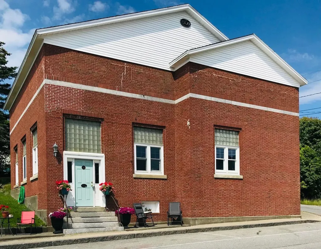 21 Water Street Lubec ME 04652