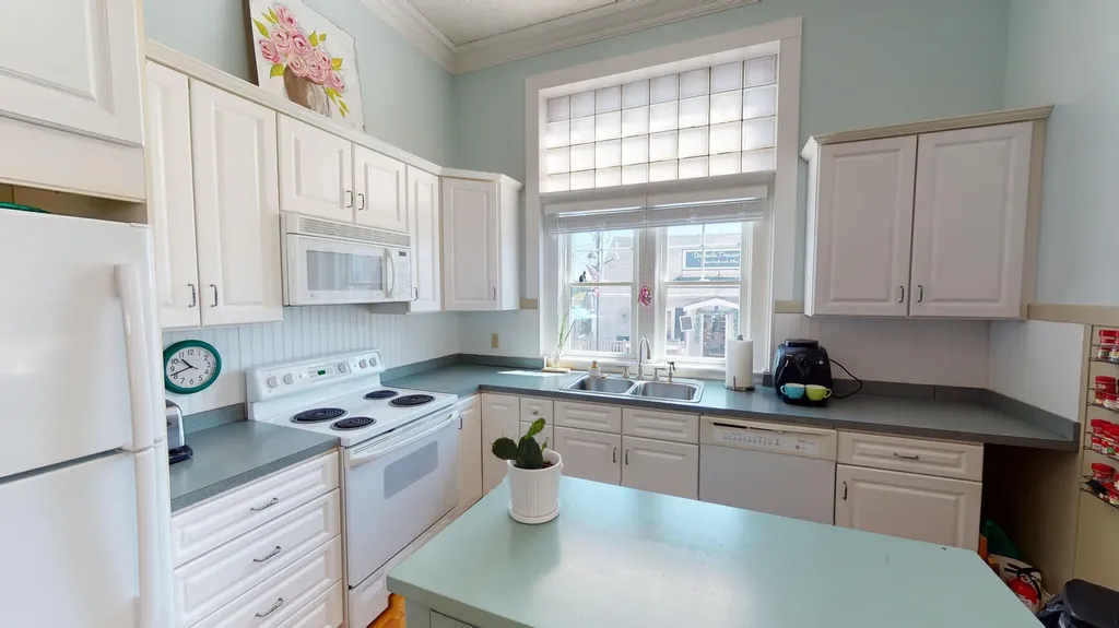 21 Water Street Lubec ME 04652