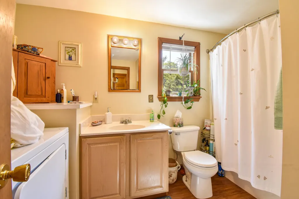 667-669 Middle Street Bath ME 04530