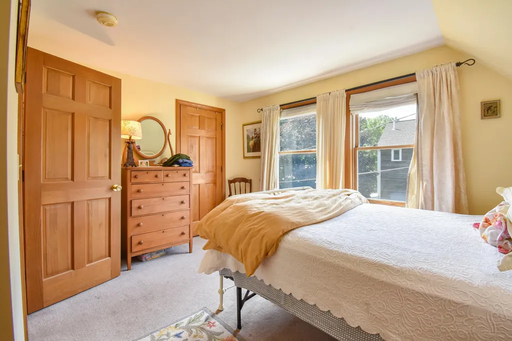 667-669 Middle Street Bath ME 04530