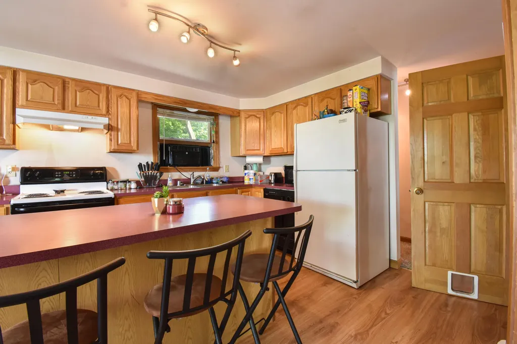 667-669 Middle Street Bath ME 04530