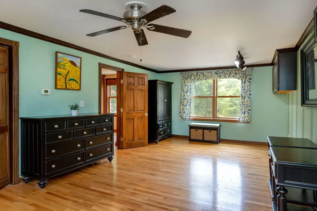 56 Ivanhoe Drive Topsham ME 04086