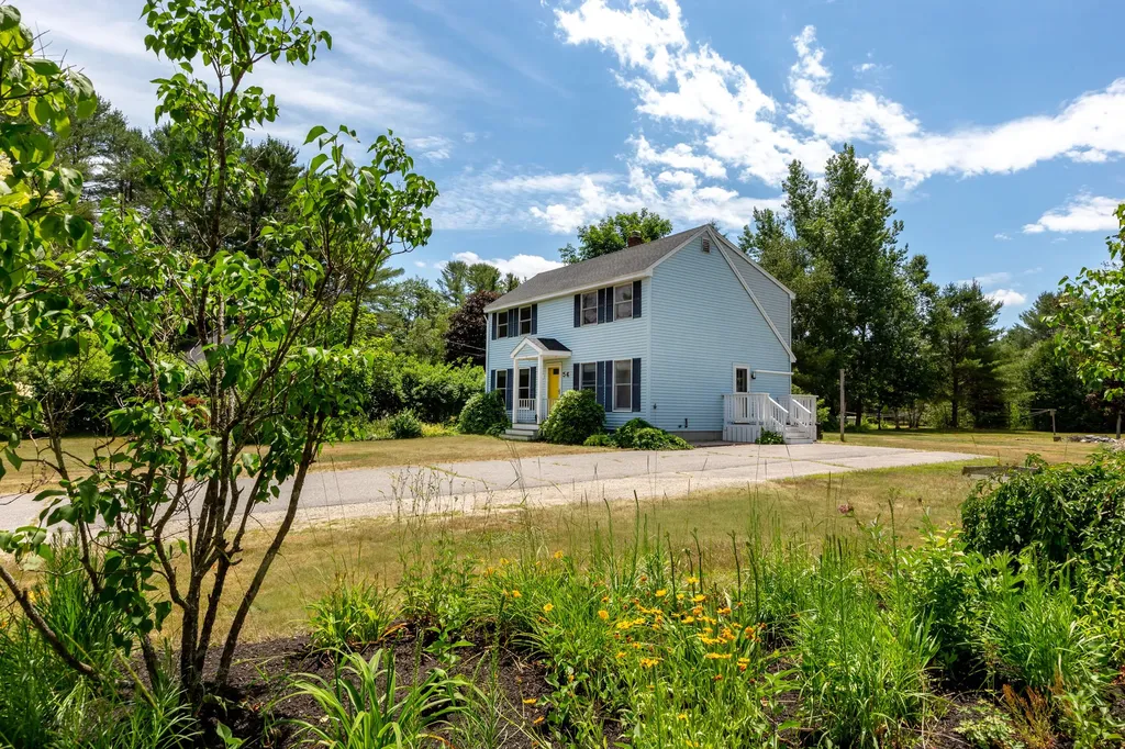 56 Ivanhoe Drive Topsham ME 04086