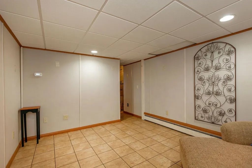 56 Ivanhoe Drive Topsham ME 04086