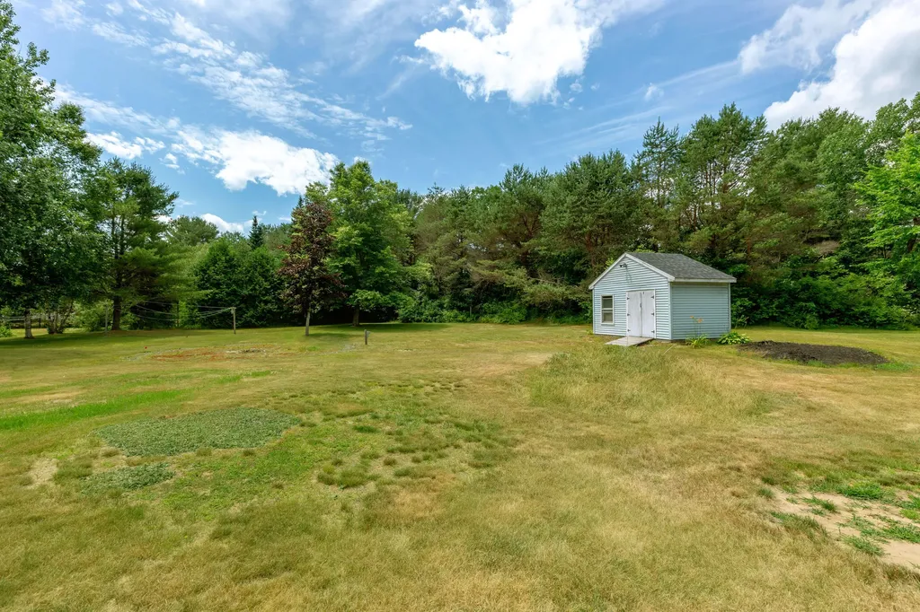 56 Ivanhoe Drive Topsham ME 04086