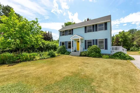 56 Ivanhoe Drive Topsham ME 04086