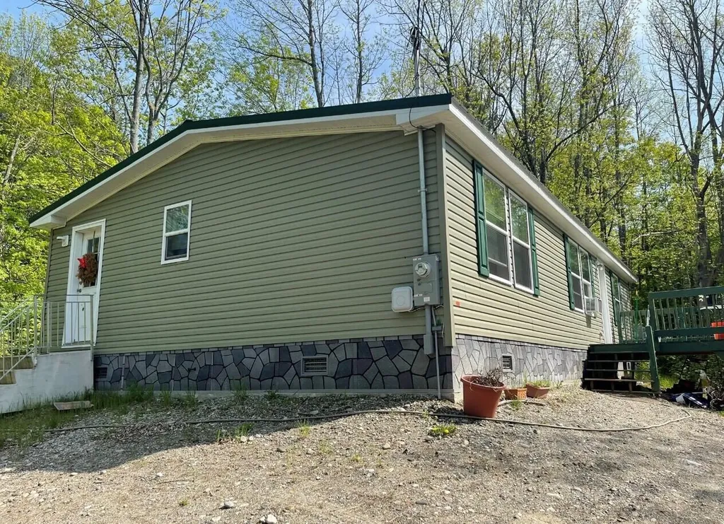 386 Route 133 Winthrop ME 04364
