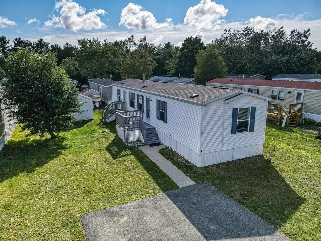 34 Fairview Drive Lisbon ME 04250