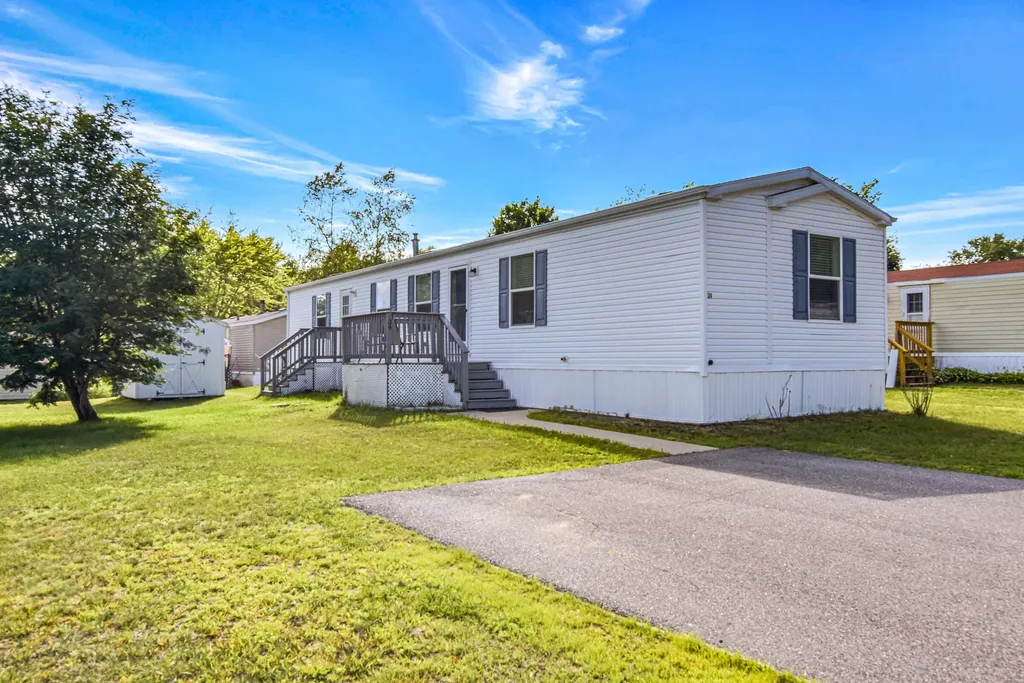 34 Fairview Drive Lisbon ME 04250