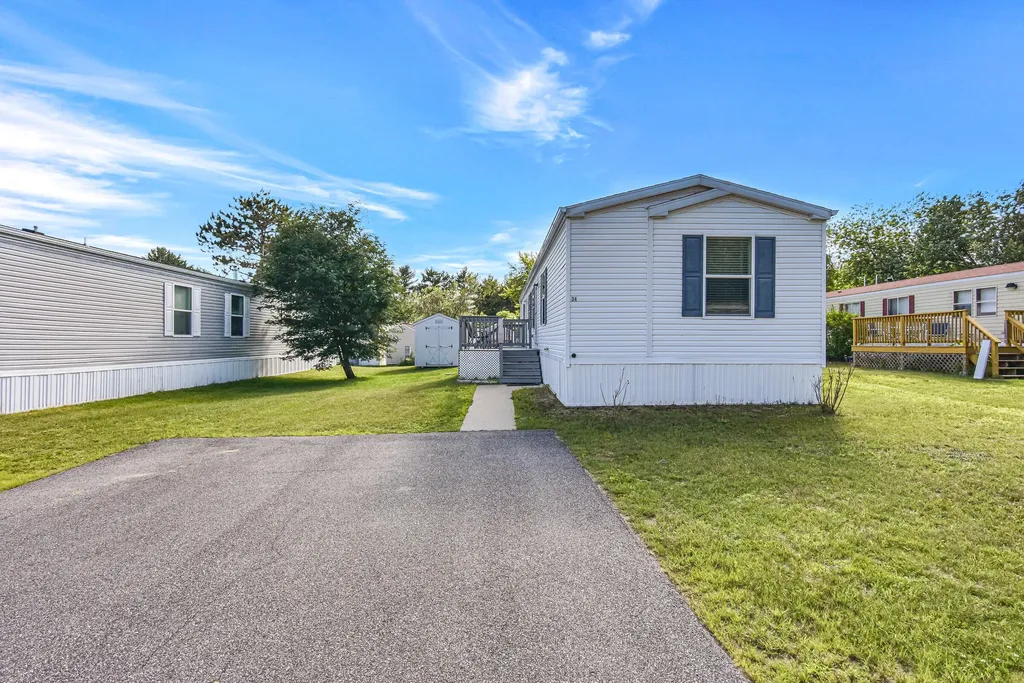 34 Fairview Drive Lisbon ME 04250
