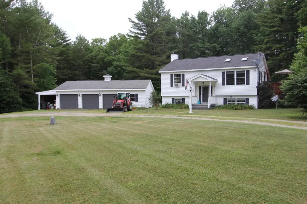 25 Woodland Lane Litchfield ME 04350