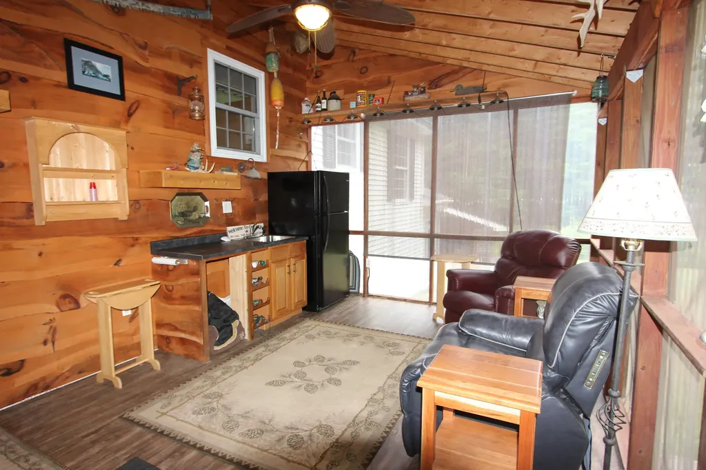 25 Woodland Lane Litchfield ME 04350