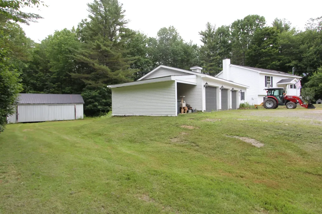 25 Woodland Lane Litchfield ME 04350
