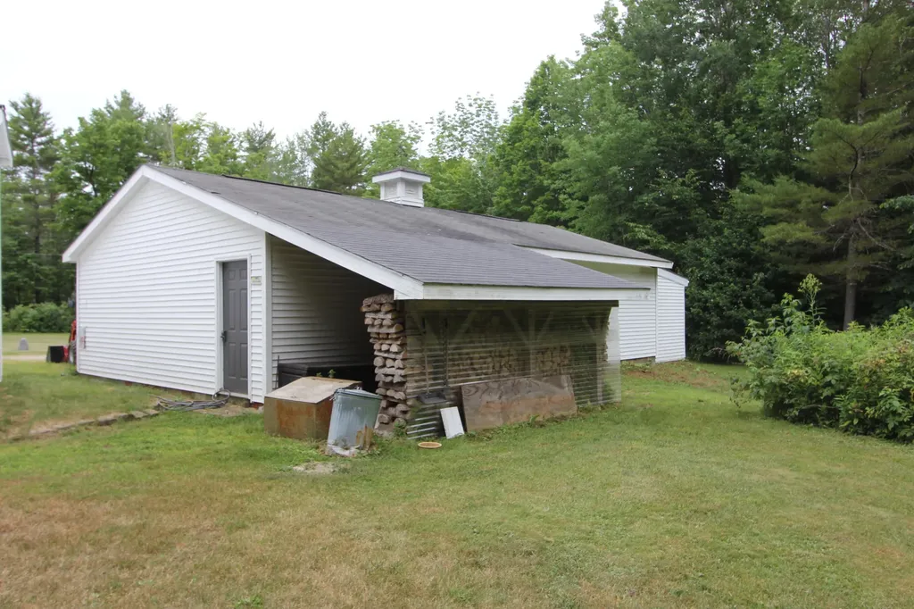 25 Woodland Lane Litchfield ME 04350