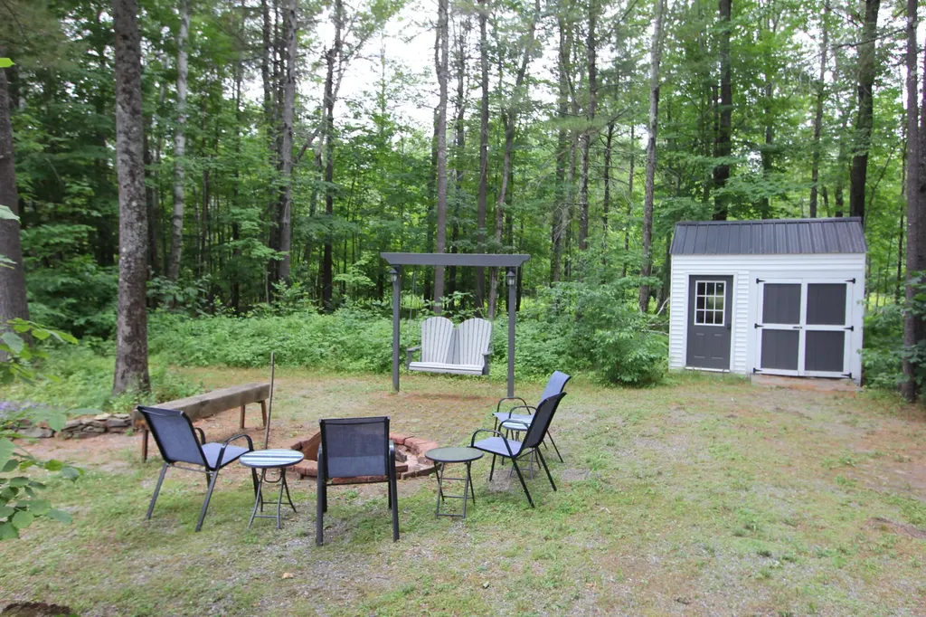 25 Woodland Lane Litchfield ME 04350