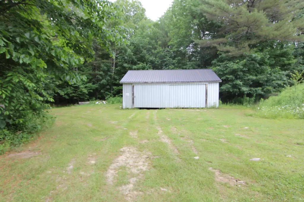 25 Woodland Lane Litchfield ME 04350