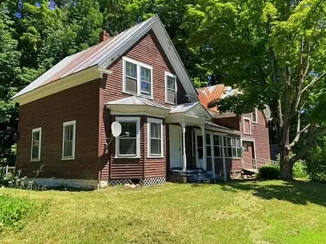28 Davis Court Wilton ME 04294