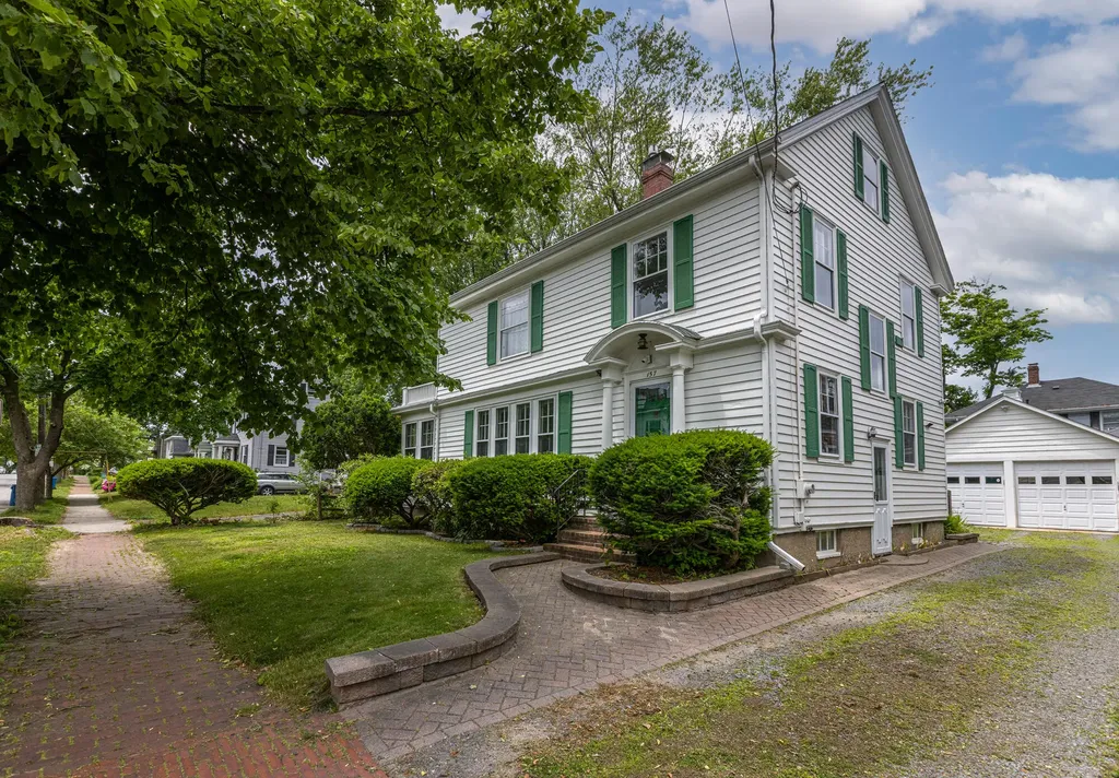 157 Falmouth Street Portland ME 04102