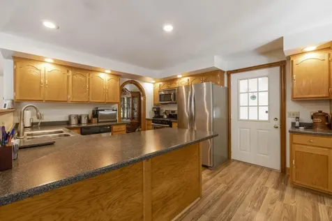 726 Foreside Road Topsham ME 04086