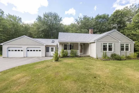 726 Foreside Road Topsham ME 04086