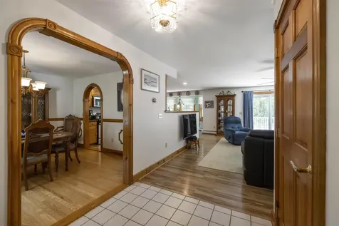 726 Foreside Road Topsham ME 04086