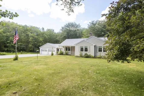 726 Foreside Road Topsham ME 04086