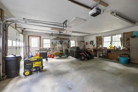 726 Foreside Road Topsham ME 04086
