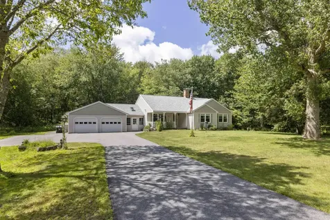 726 Foreside Road Topsham ME 04086