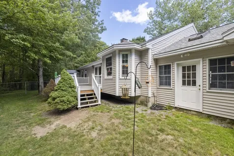 726 Foreside Road Topsham ME 04086
