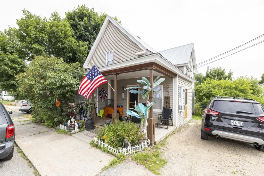 23 Brook Street Sanford ME 04073