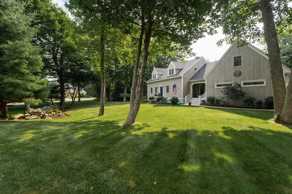 51 Darcy Road York ME 03909