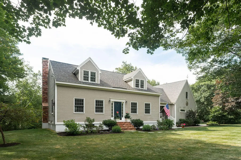 51 Darcy Road York ME 03909