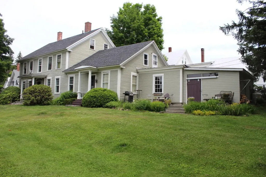 109 Perham Street Farmington ME 04938