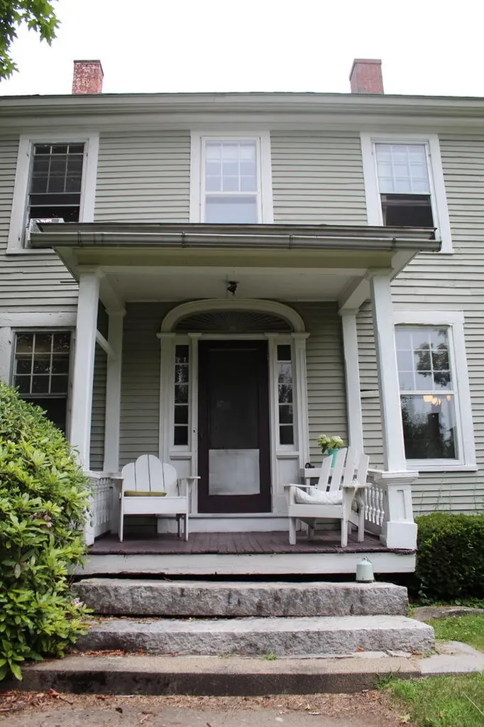 109 Perham Street Farmington ME 04938