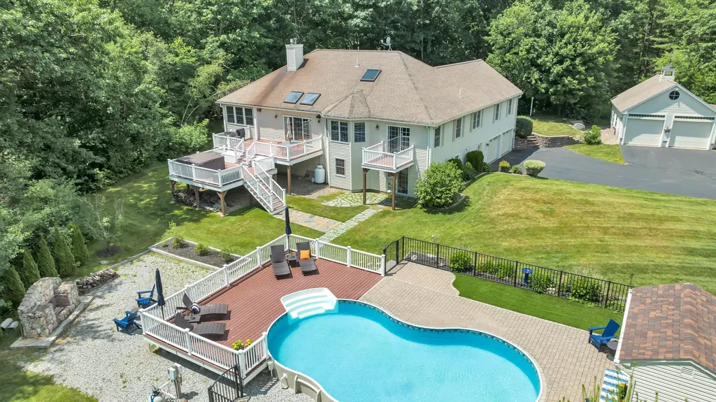 43 Goose Rocks Road Kennebunkport ME 04046