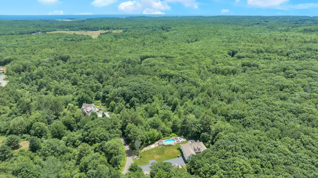43 Goose Rocks Road Kennebunkport ME 04046