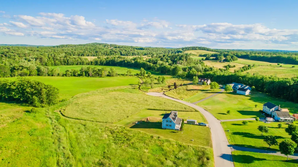 24 Rolling Knoll Drive Leeds ME 04263