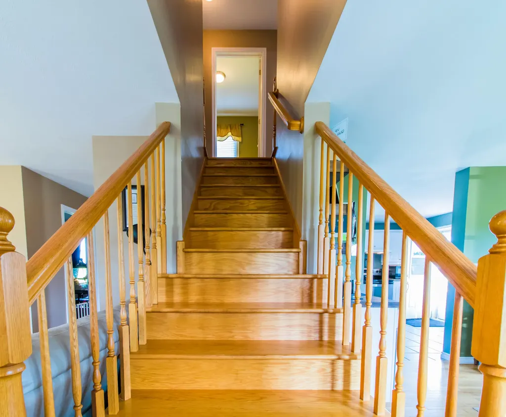 24 Rolling Knoll Drive Leeds ME 04263