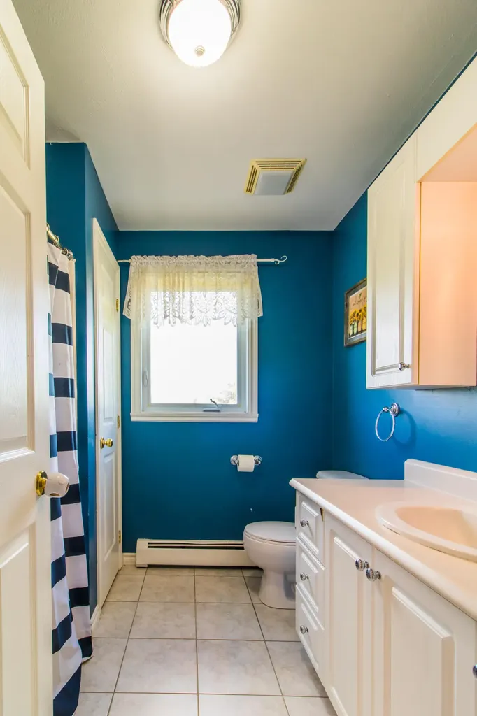 24 Rolling Knoll Drive Leeds ME 04263