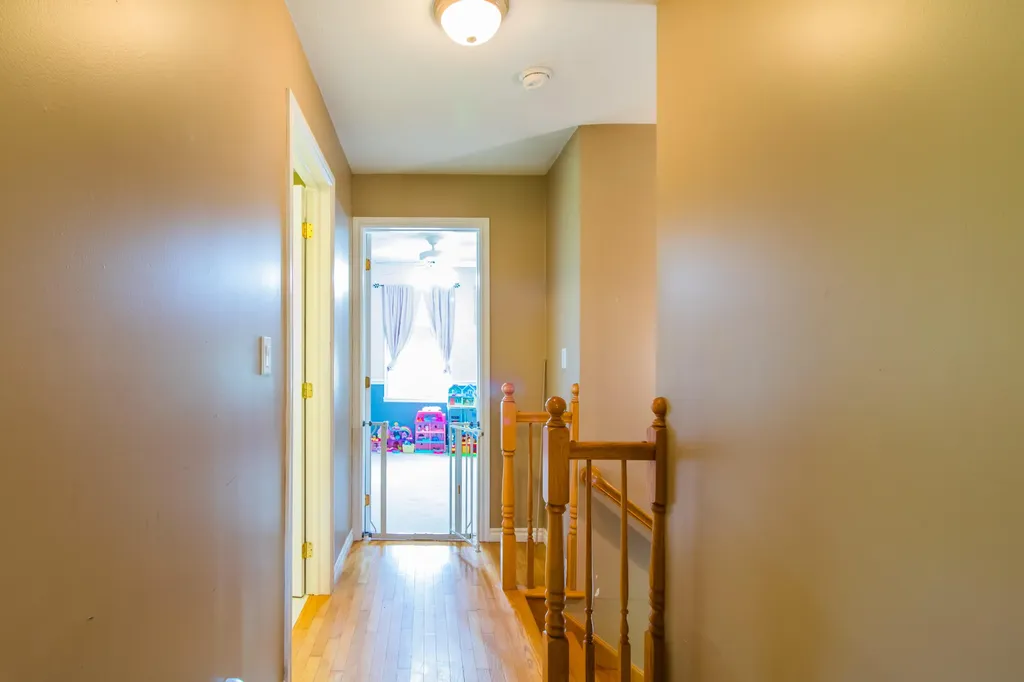 24 Rolling Knoll Drive Leeds ME 04263