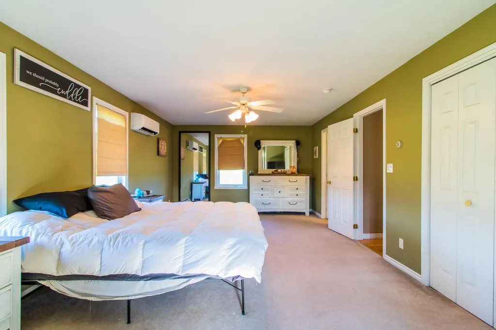 24 Rolling Knoll Drive Leeds ME 04263