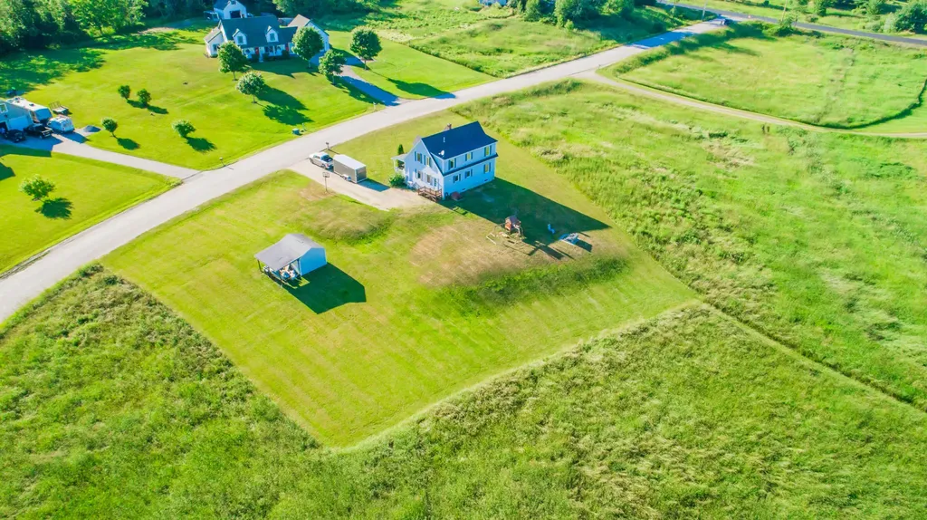 24 Rolling Knoll Drive Leeds ME 04263