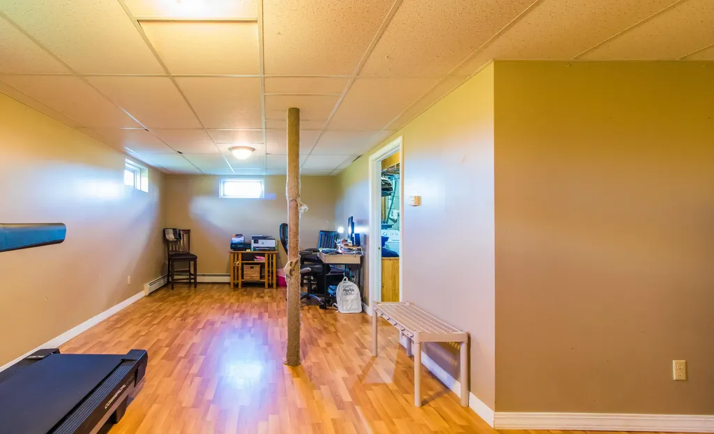24 Rolling Knoll Drive Leeds ME 04263