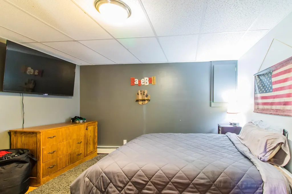 24 Rolling Knoll Drive Leeds ME 04263