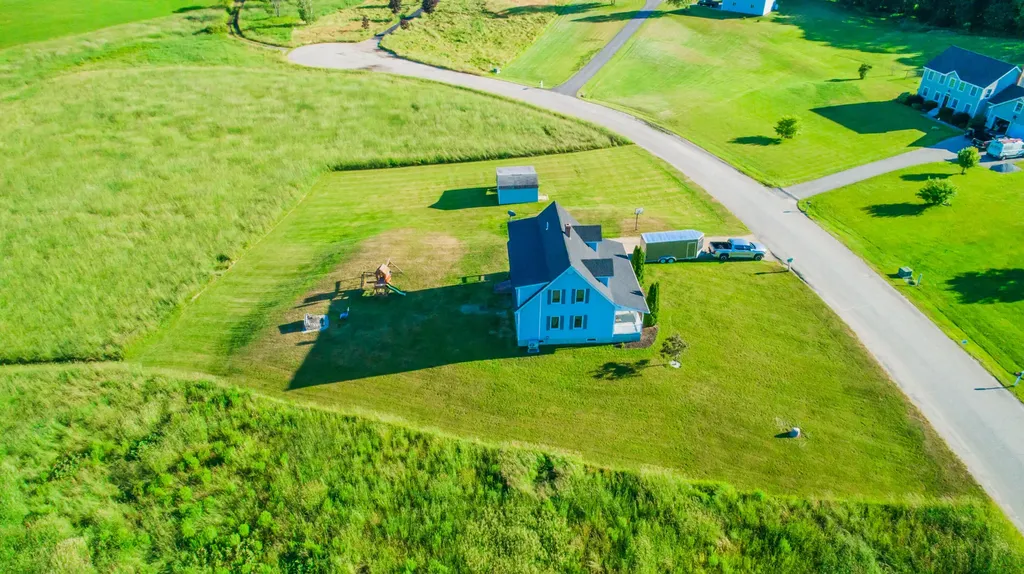24 Rolling Knoll Drive Leeds ME 04263