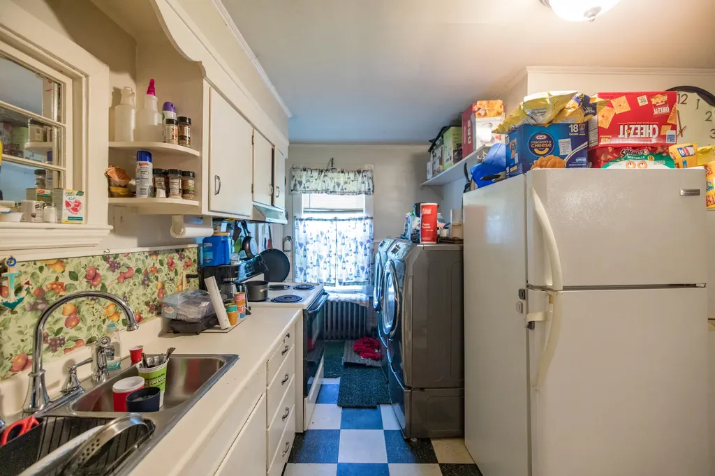 568-570 Washington Avenue Portland ME 04103